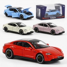 Машина металопластик GT 5633  4 кольори, 1:32, світло, звук, інерція, відчиняються двері, багажник, 